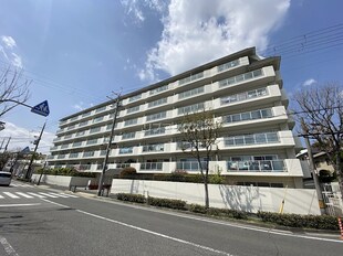 芦屋パークマンションA棟の物件外観写真